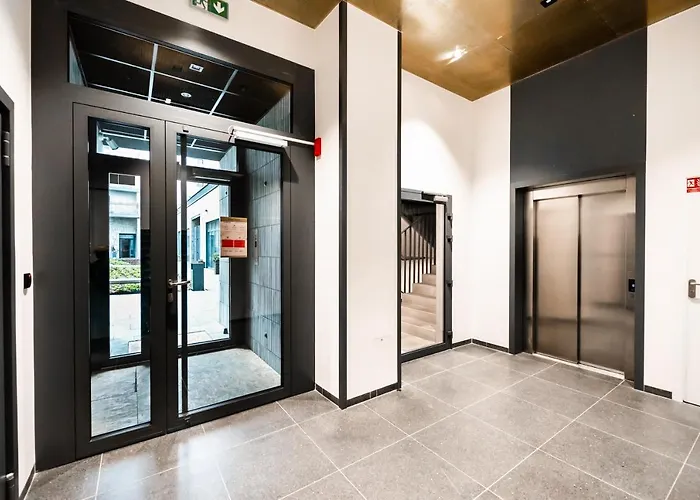 公寓 High Wilanow Elegant By Bookinghost *